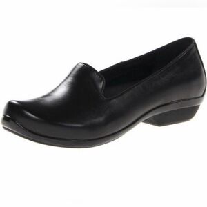 Dansko Women's Olivia Black Leather Loafer Size: 38